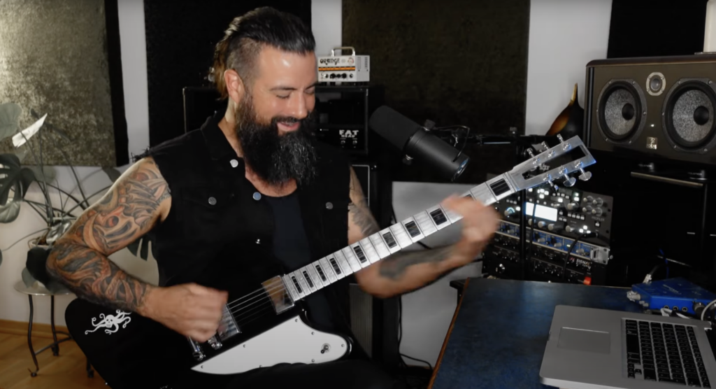 Damian Murdoch goes nasty and drops low with Fuzz and Transpose